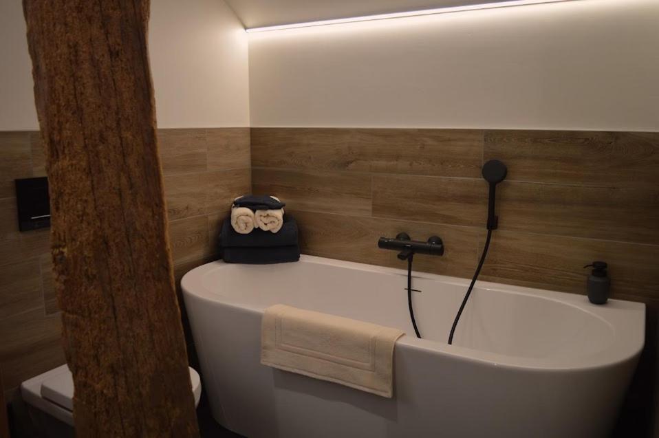 Bed and Breakfast La Jardiniere Erezee Экстерьер фото